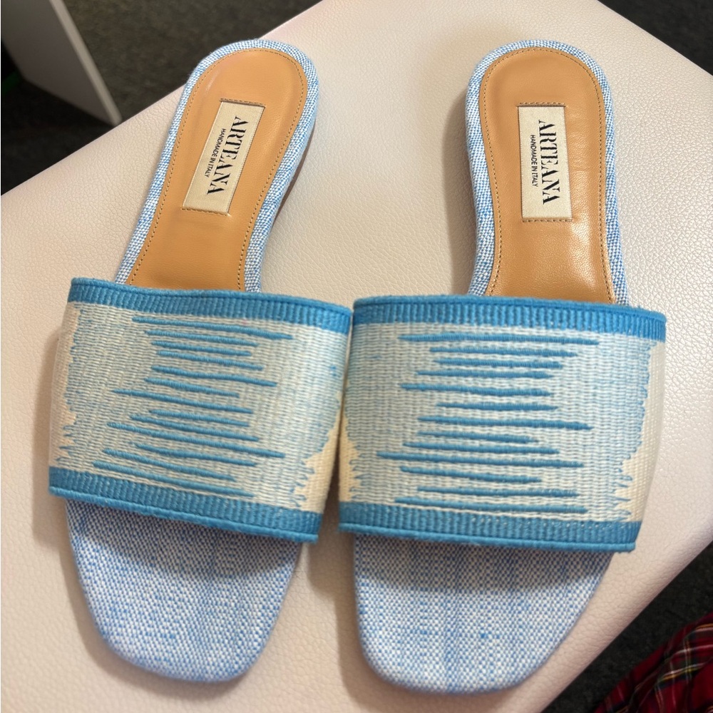 Arteana Sandals